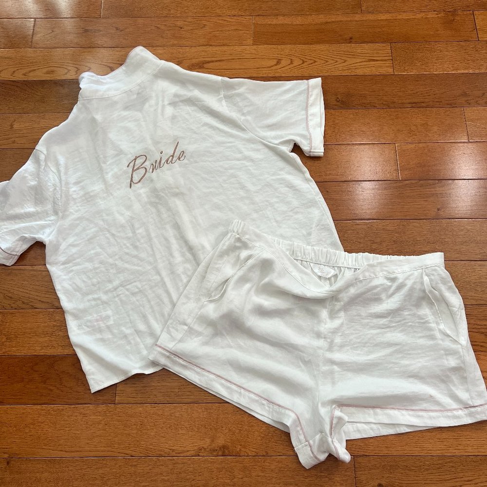 Love to Lounge Bride Lounge Set. Size Large